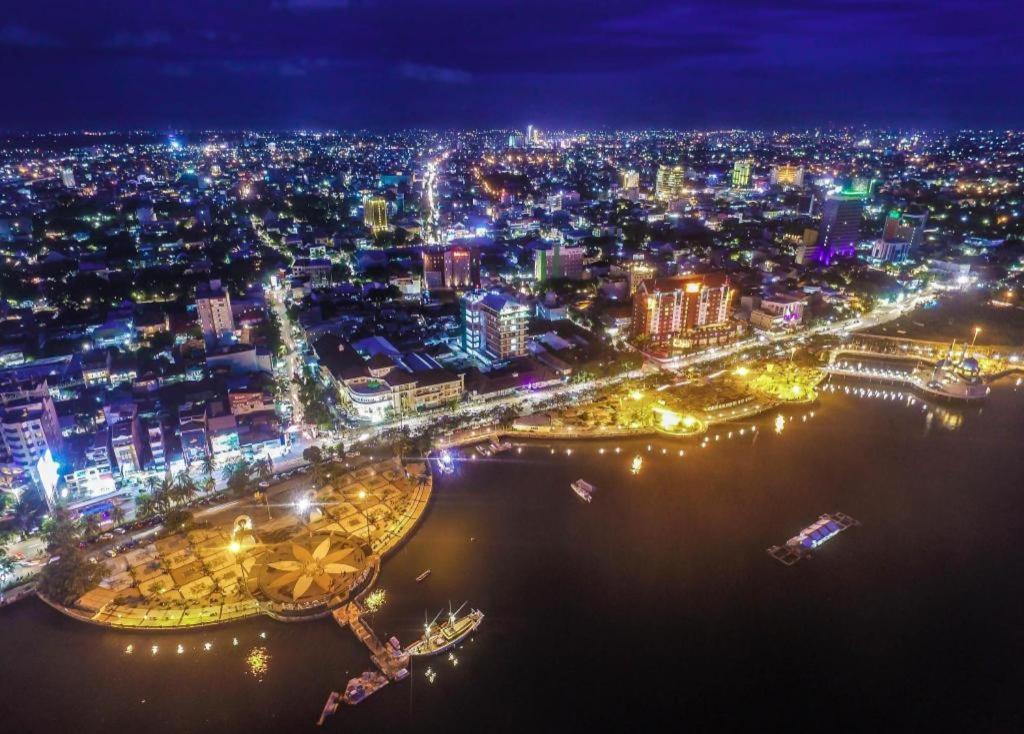 Agraha Andalas Hotel Makasar Exteriér fotografie