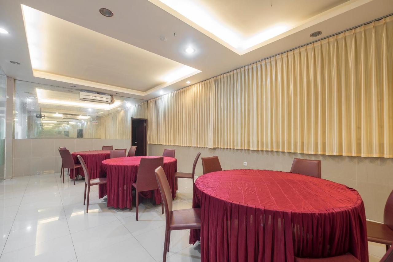 Agraha Andalas Hotel Makasar Exteriér fotografie