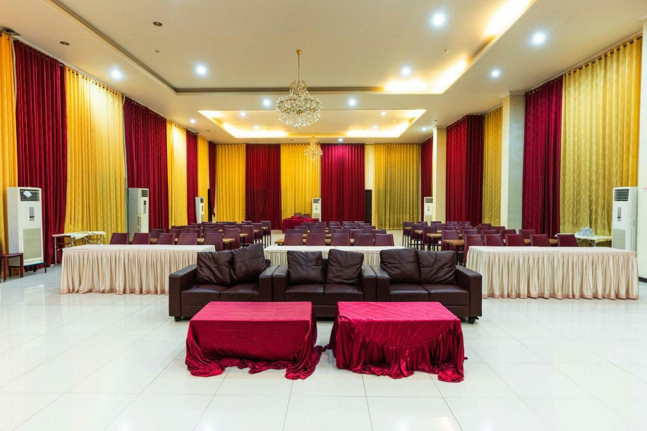 Agraha Andalas Hotel Makasar Exteriér fotografie
